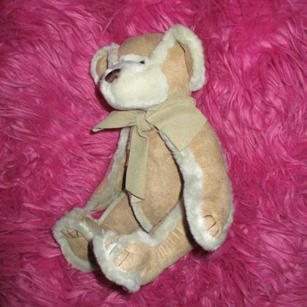 Bath & Body Works Gingerbread Teddy Bear Rare Stuff Pluah